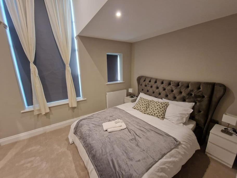 Villa Stunning Newbuilt 3 Bed House Sleeps 9 Edmonton Exterior foto